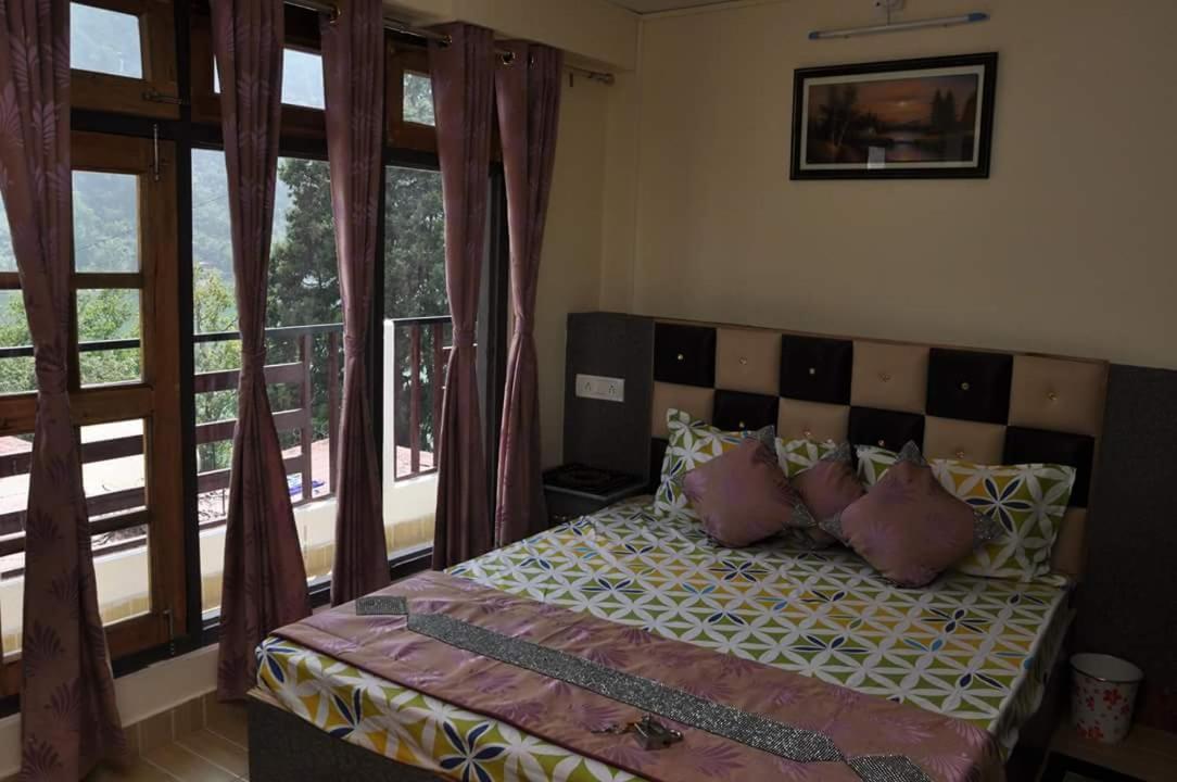Manas Nainital